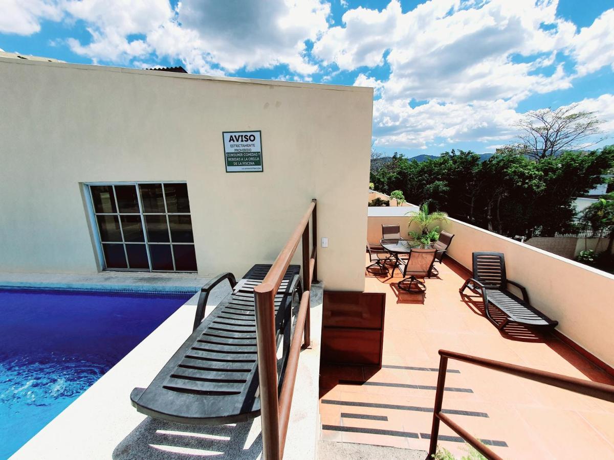 San Benito Flats Wifi 50Mg - 4 Huespedes - Parqueos Apartment San Salvador Exterior photo