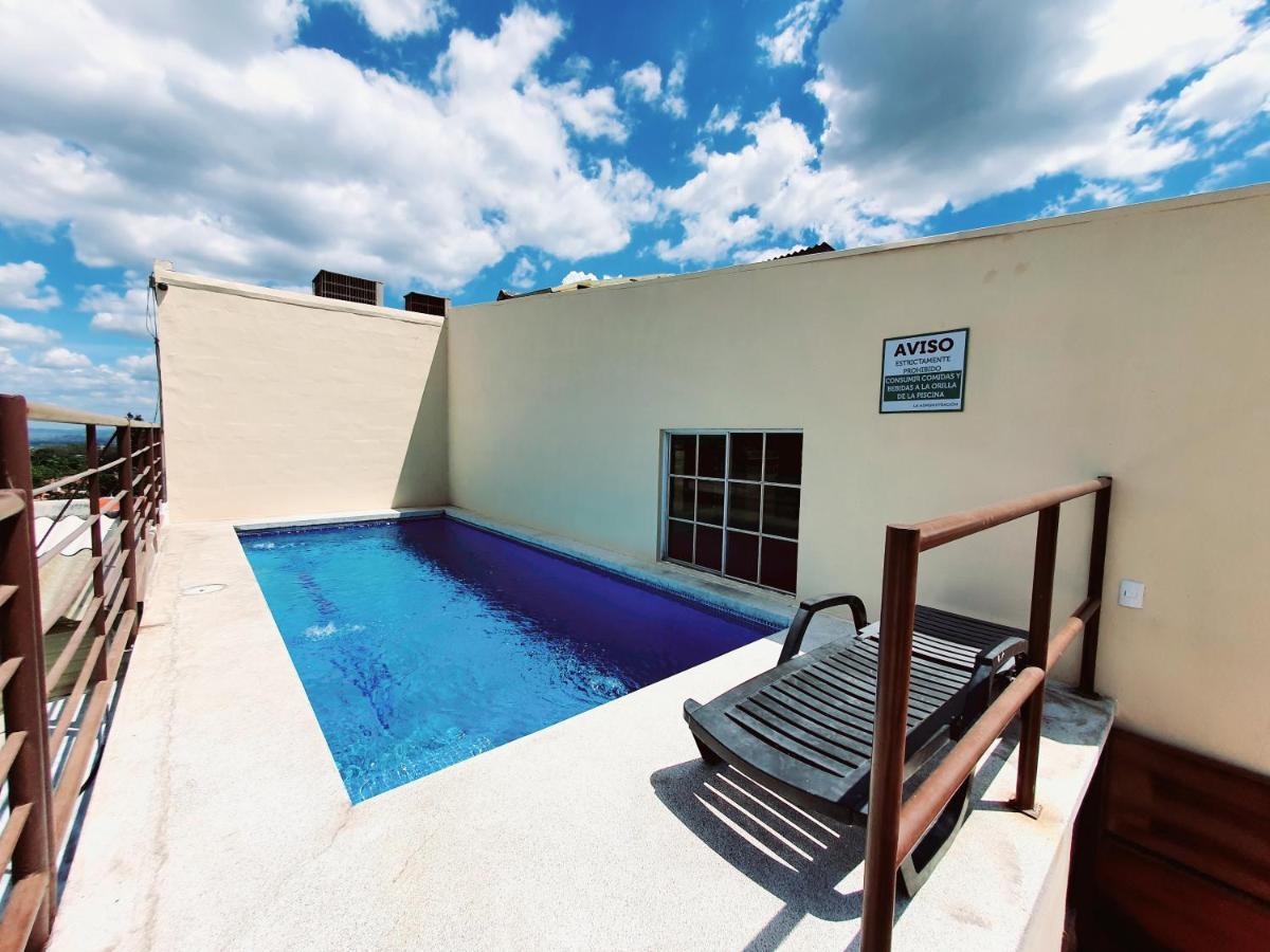 San Benito Flats Wifi 50Mg - 4 Huespedes - Parqueos Apartment San Salvador Exterior photo